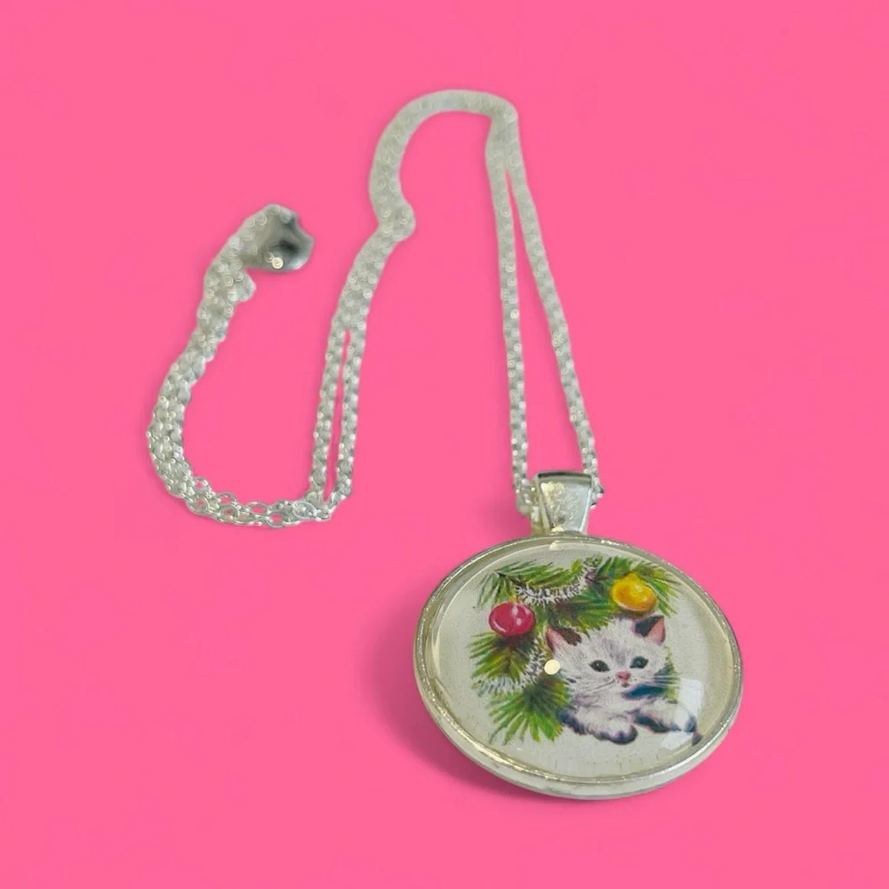 Vintage Christmas Tree ornaments Holiday White Kitten Retro Pendant Necklace